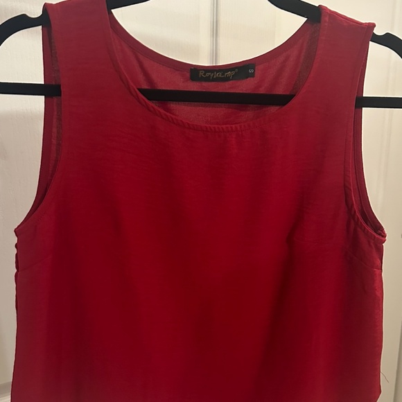 Women’s Summer 2-Piece Cropped Set - Size Small - Burgundy - Like New - Picture 3 of 10